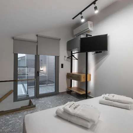 The 8 Keys アパートホテル 4*