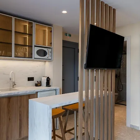 The 8 Keys アパートホテル 4*