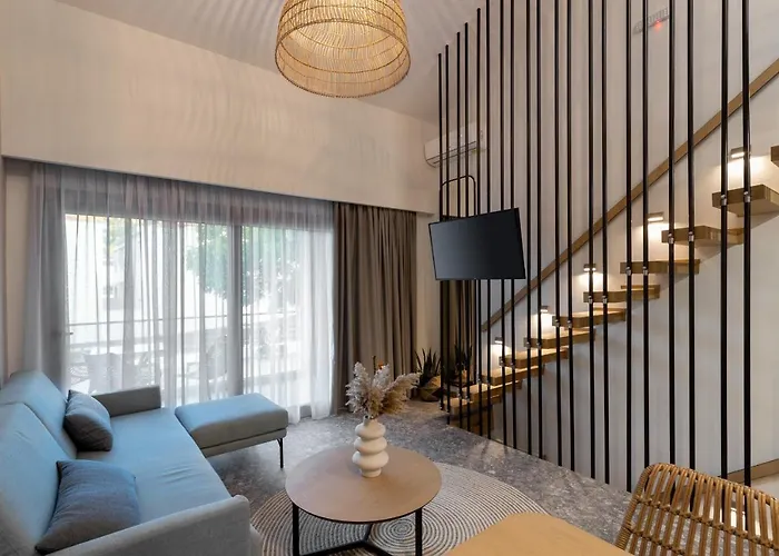 The 8 Keys Apartahotel