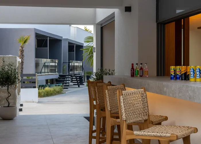 Apartahotel The 8 Keys