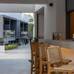 Aparthotel The 8 Keys